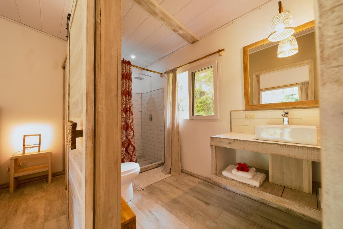 Sonora Jungle & Yoga Retreat - Housity