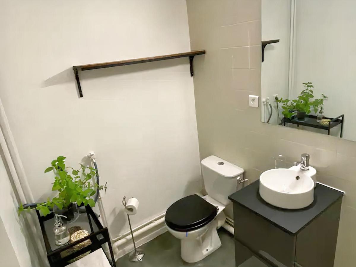 Studio équipé à neuf à la Part-Dieu WIFI, Netflix et petit-déjeuner inclus - Housity