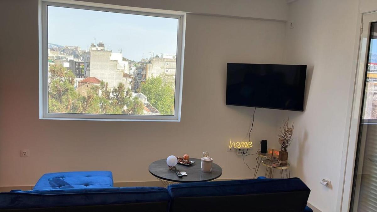 B 3 Apartment Acropolis view with Privat Hot Tube - Housity