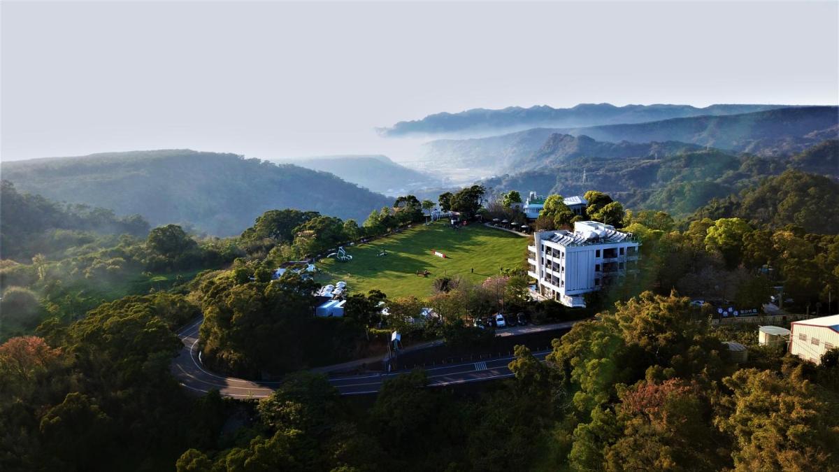 Natural View Hotel - Housity