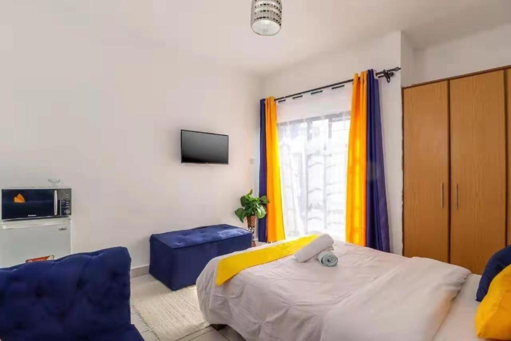 Lux Suites Rio Vista Executive Studio Apartments - Housity