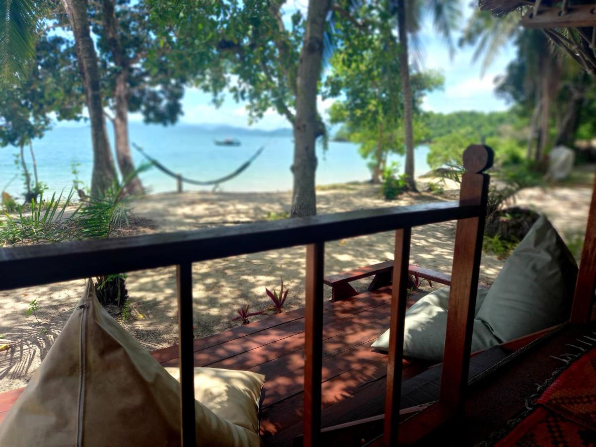 Sabai Sabai Beach Bungalows - Housity