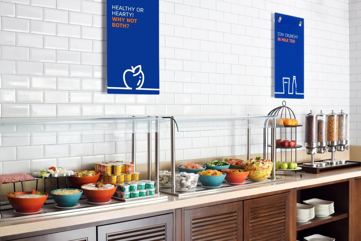 Suitetrails - Holiday Inn Express Dubai Safa Park, an IHG Hotel