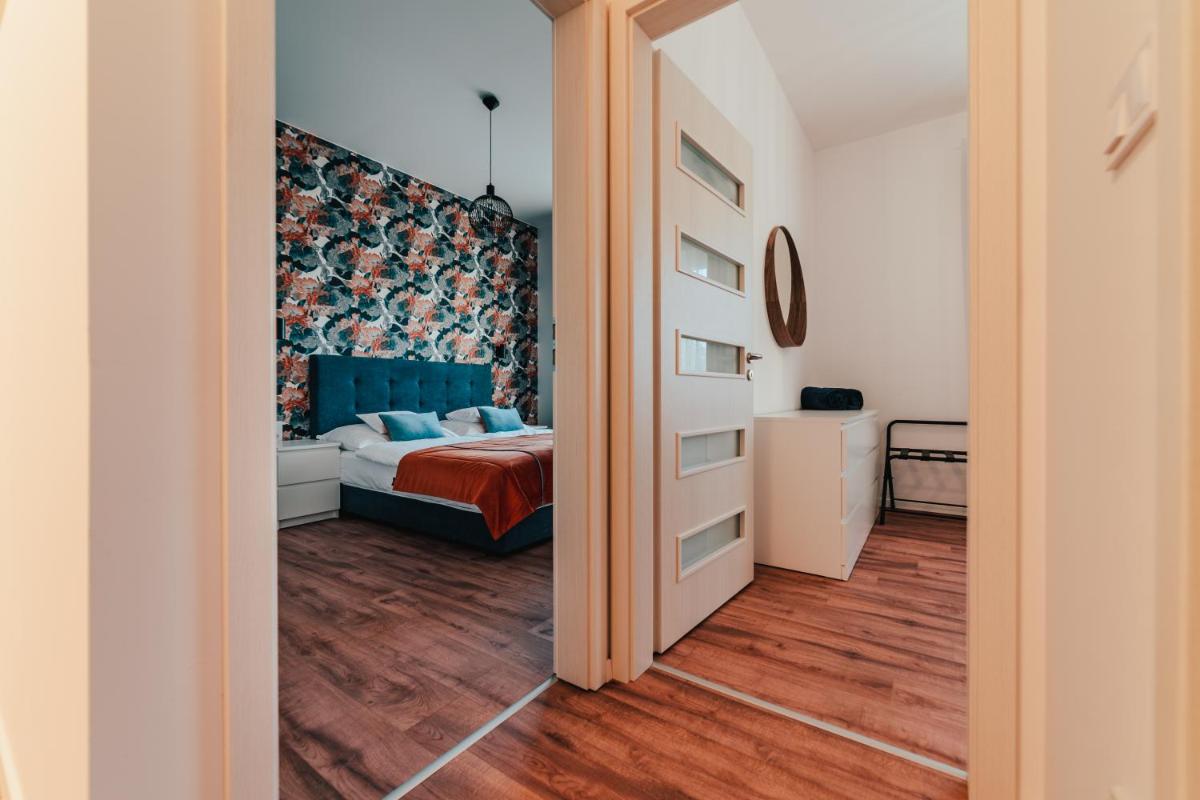 Tópart Apartmanok ***** Algyő - Housity