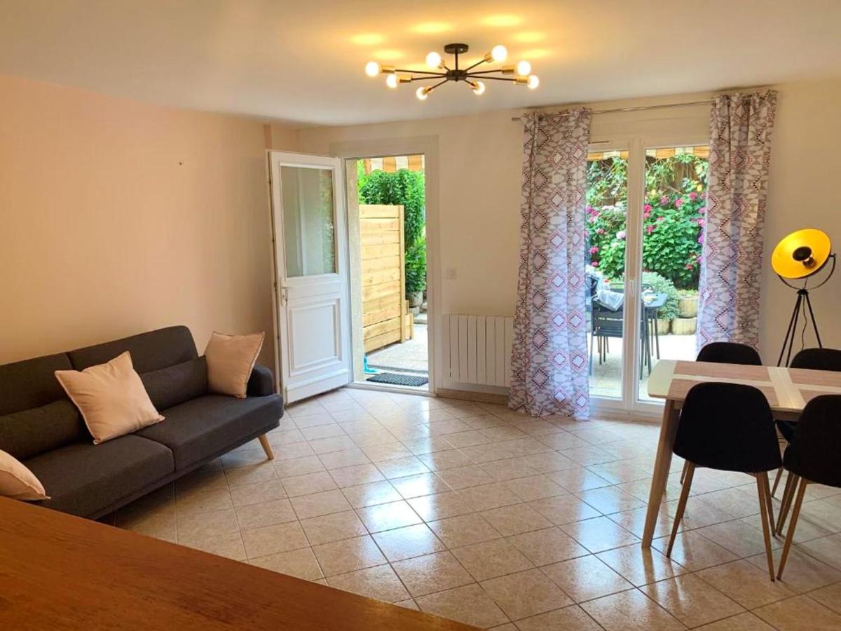 Maison de 2 chambres avec jardin clos et wifi a Vaulnaveys le Haut - Housity