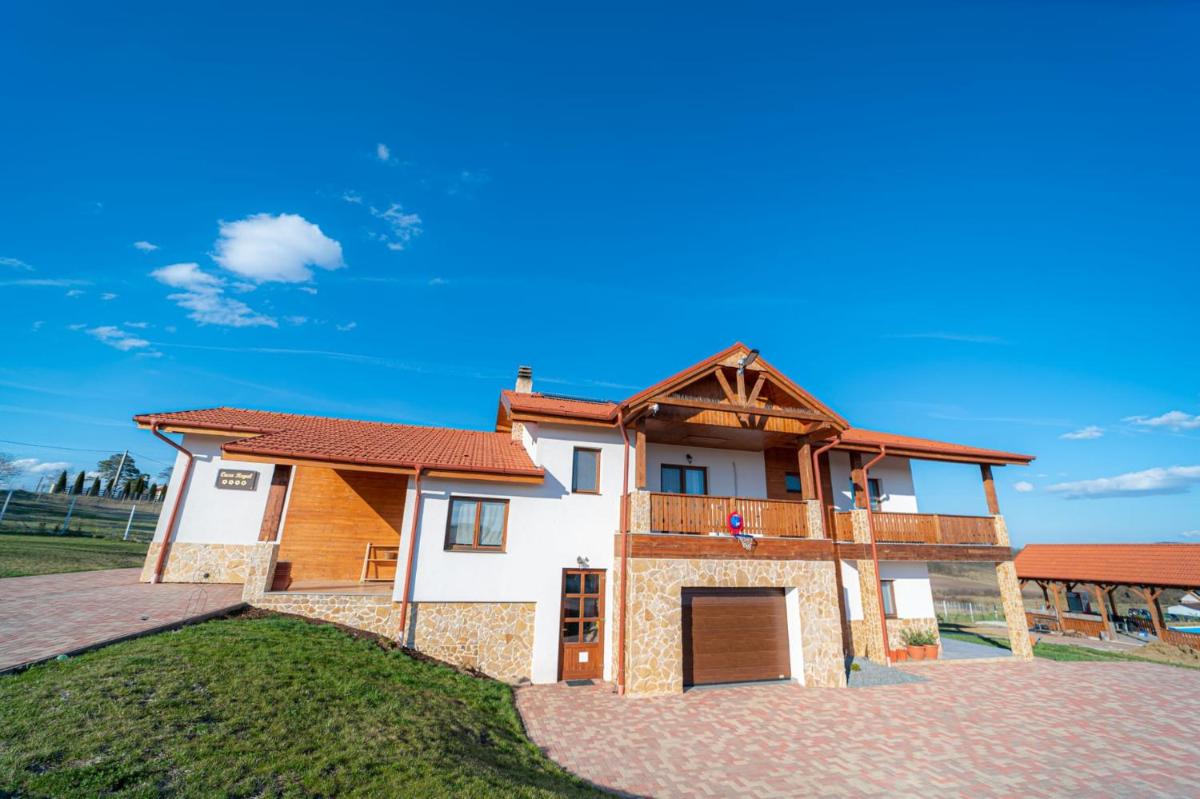 Casa Regal - Housity