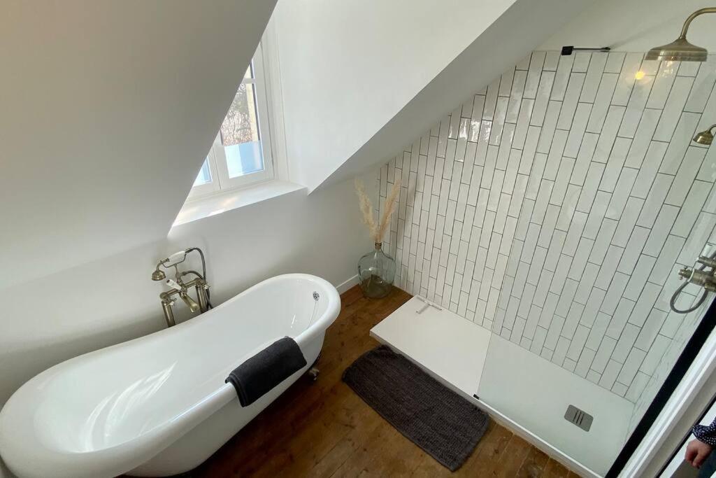 La Villa Dorange, EXCEPTIONNELLE et SPACIEUSE - Housity