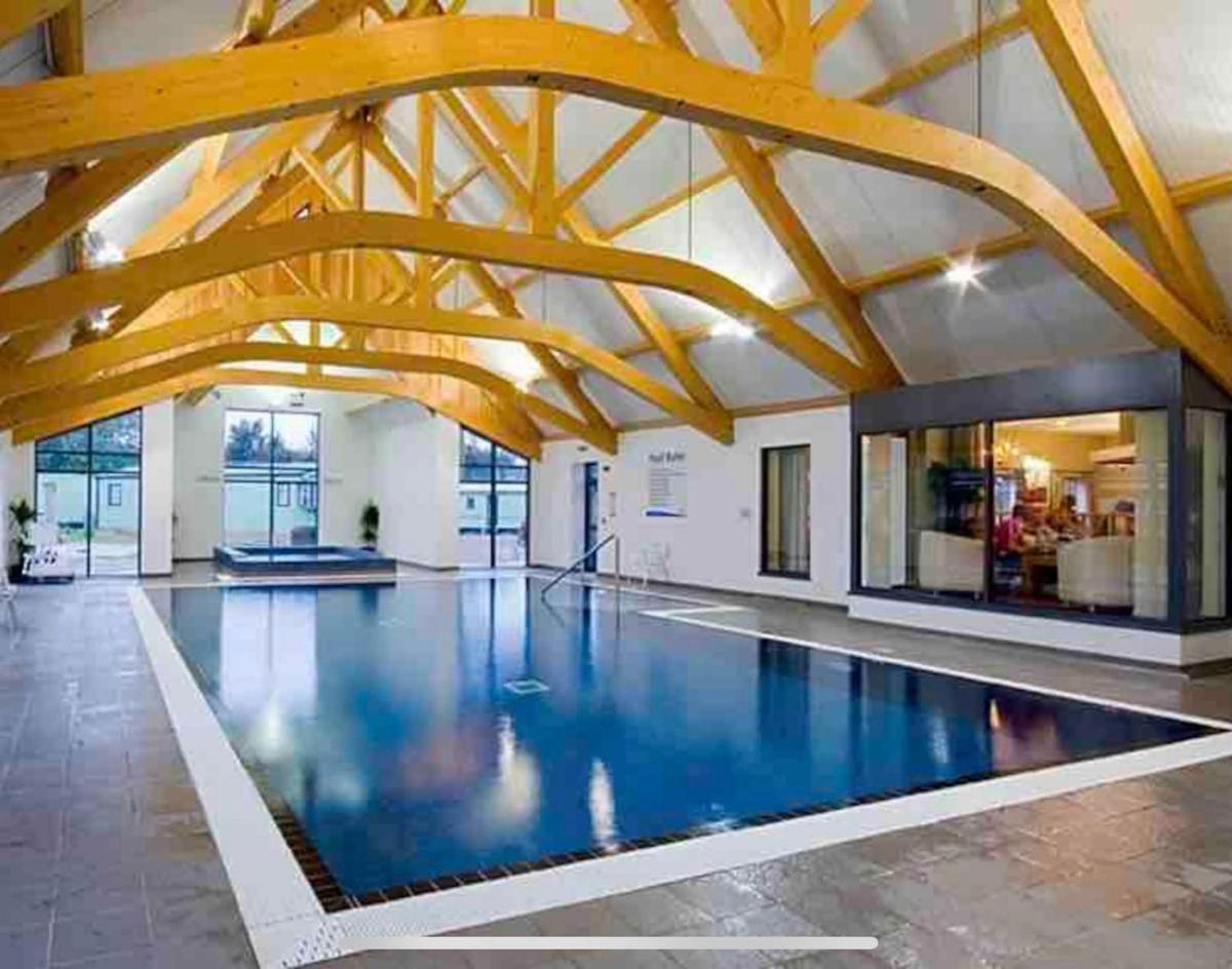Brand New 2 Bedroom Lodge Perfect for Families - Housity