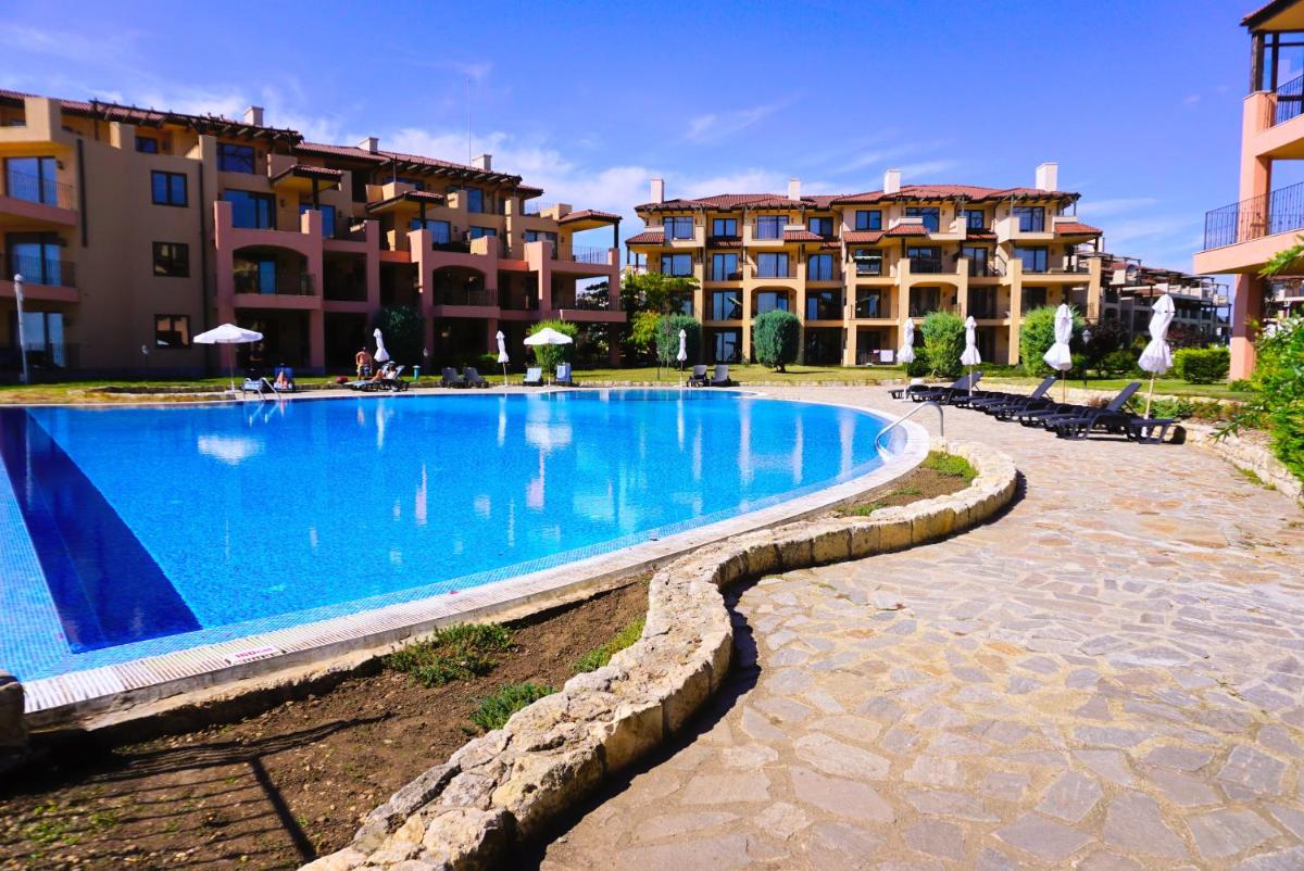 Ваканционни Апартаменти Калиакрия - Holiday Apartments Kaliakria - Housity