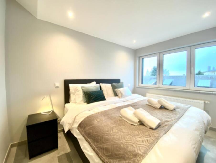 Large 3 bedrooms in Limpertsberg Center with PArking - Limp2 - Housity