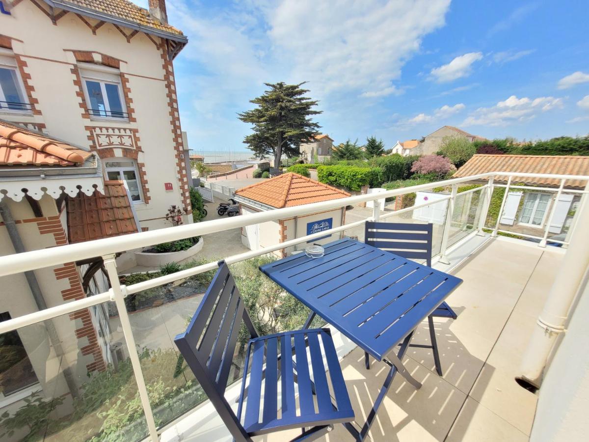 Balcon ou terrasse dans l'établissement Hôtel de charme & SPA Le Grand Large