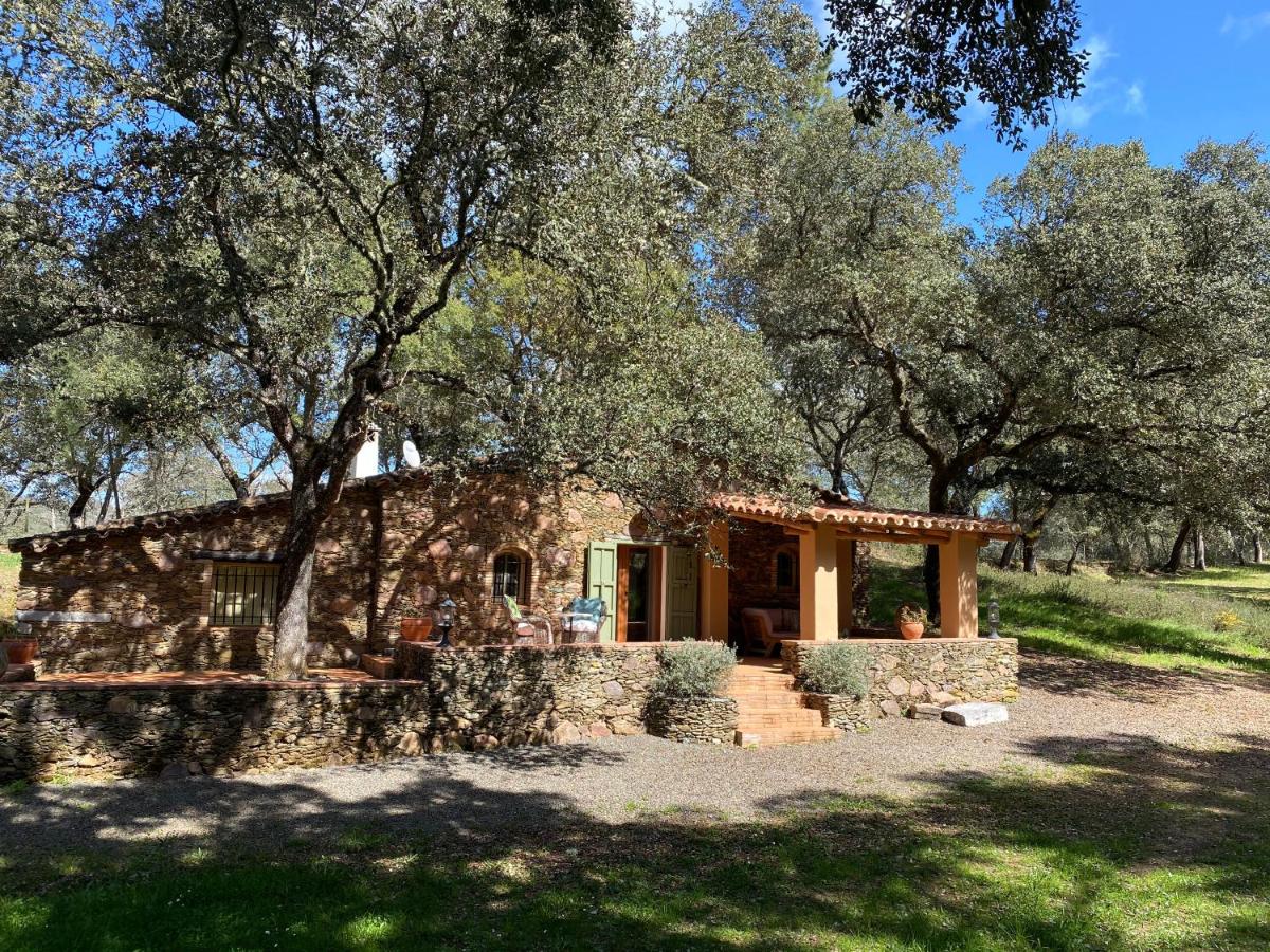 Suitetrails - Valle del Arroyo Casas Rurales - B&B - Solo adultos