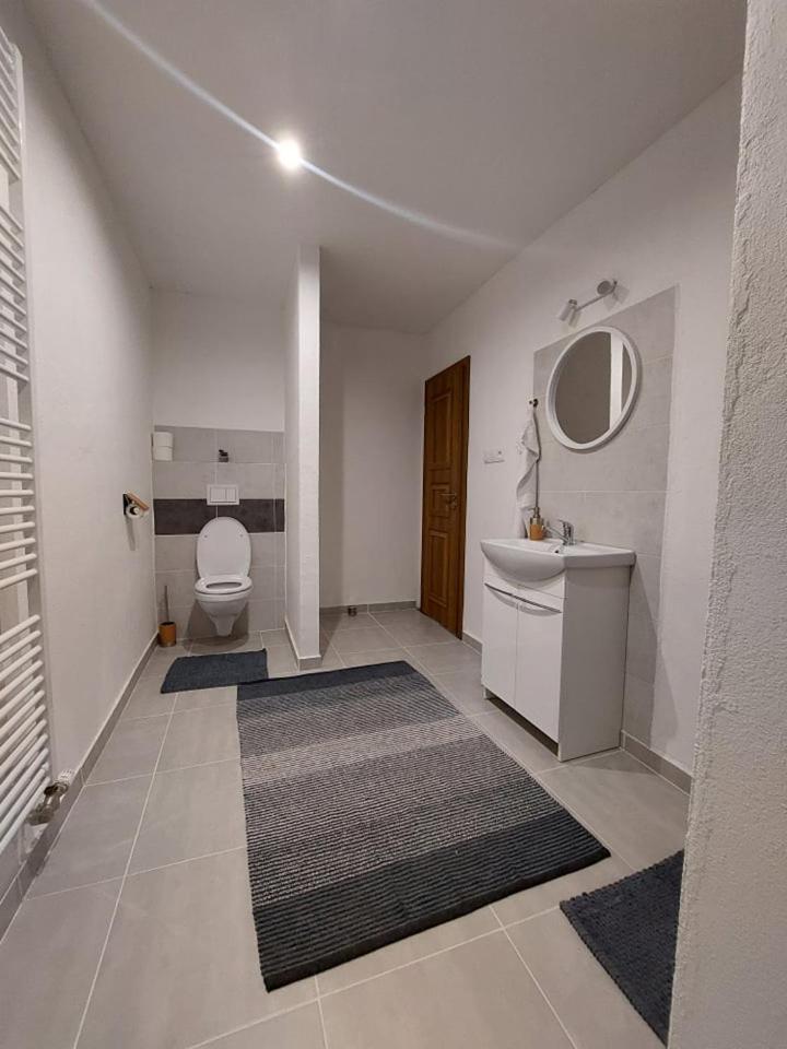 NATY II - Housity