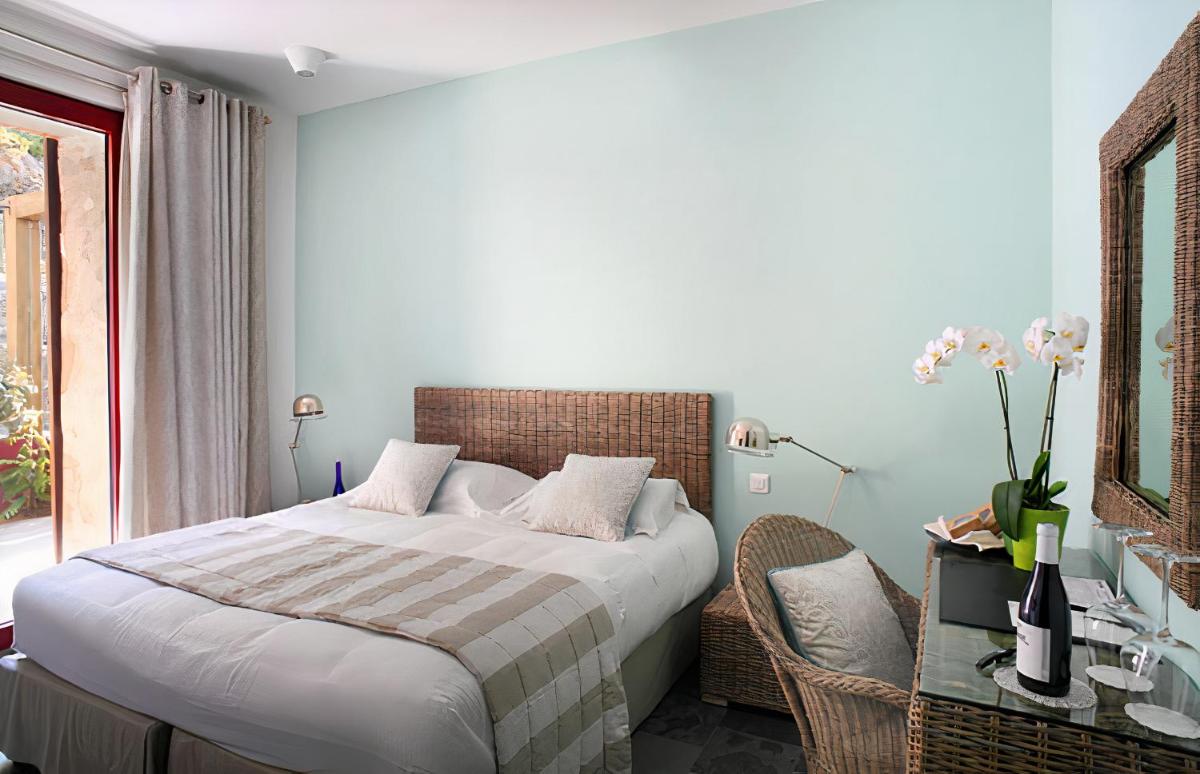 Un ou plusieurs lits dans un hébergement de l'établissement Domaine Riberach - Hotel 4 - Restaurant gastronomique - Spa - Piscine - Vignoble