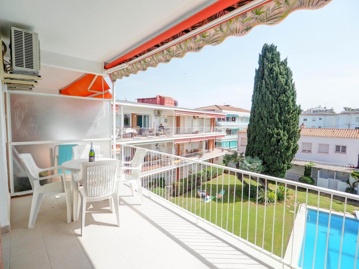 Sitges with pool near beach by Hello Homes Sitges - Housity