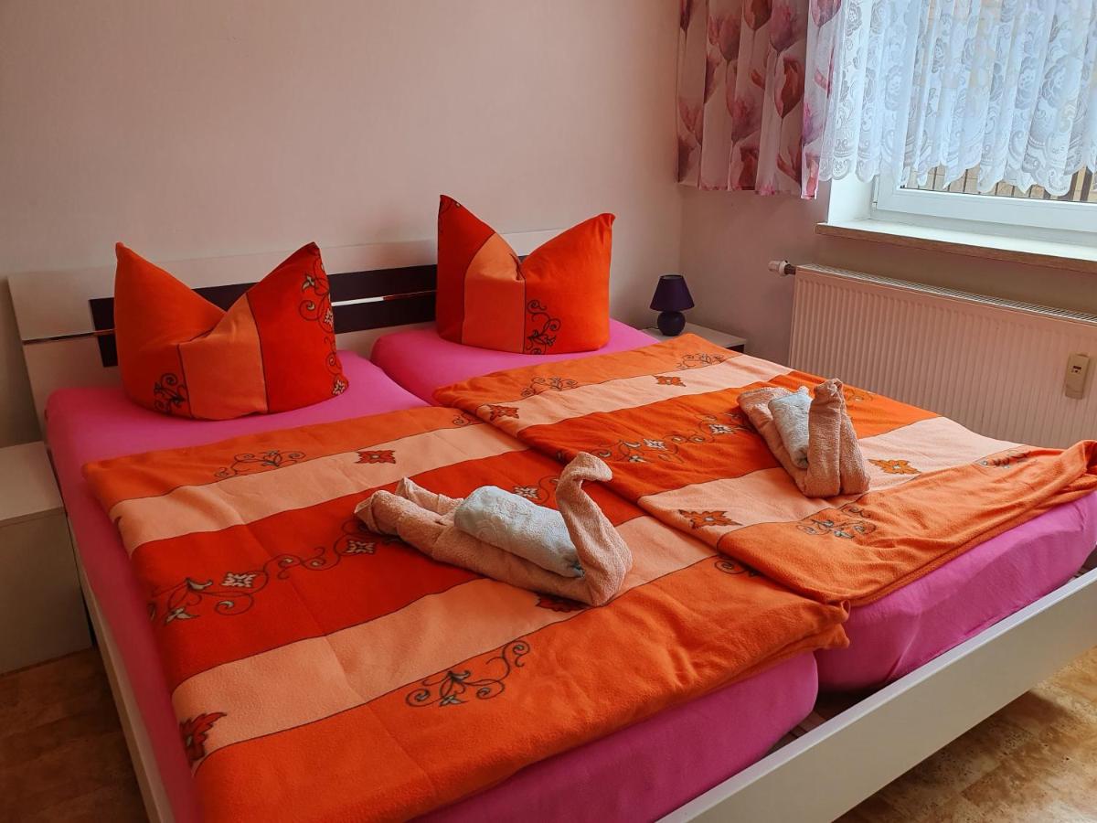 Pension Zum Brunnenhof - Housity