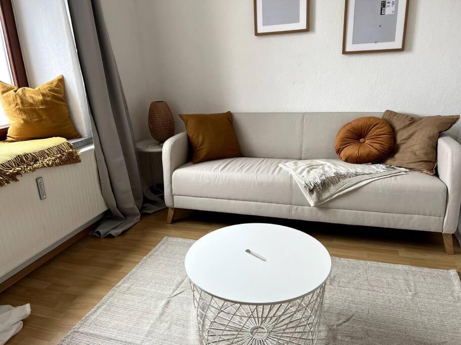 ~In der Natur und dennoch zentral~ - Housity