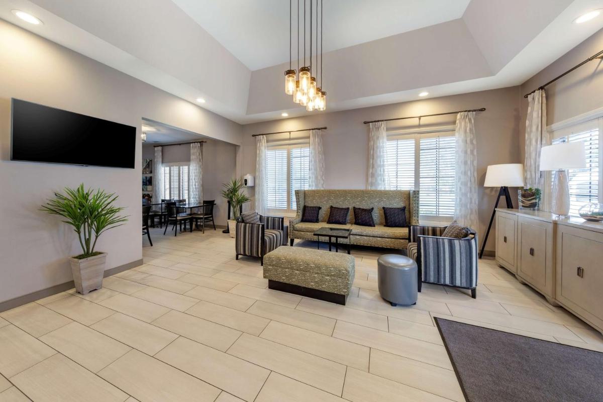 Best Western Country Inn Temecula - Housity