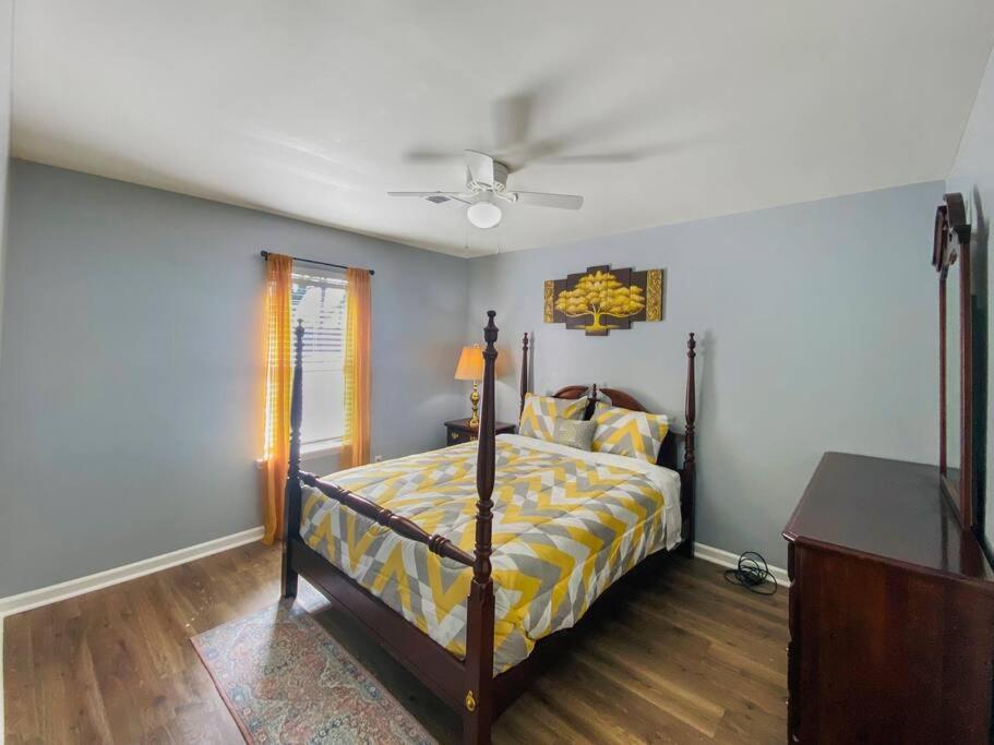 NEW! Luxe Cottage with Big Backyard 10 Mi to Augusta - Housity