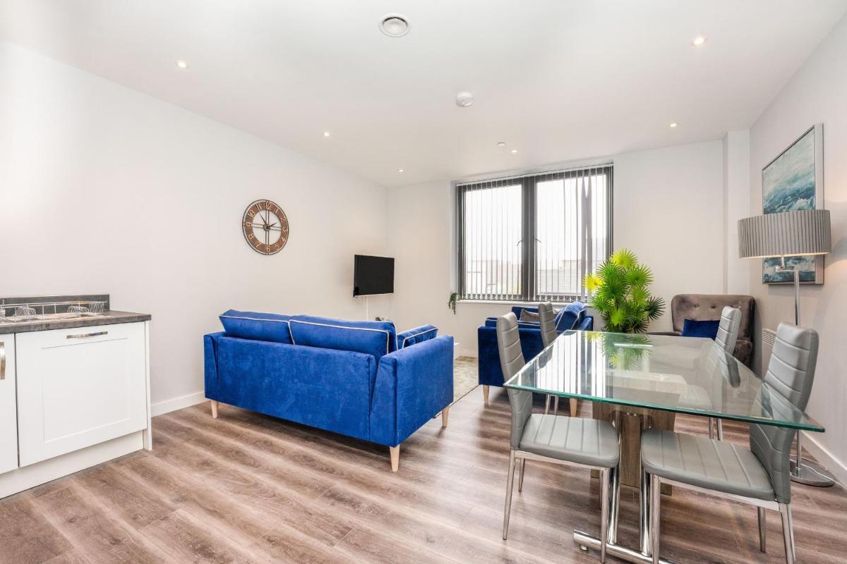 Apartment 4 - Crosby Gardens - Housity