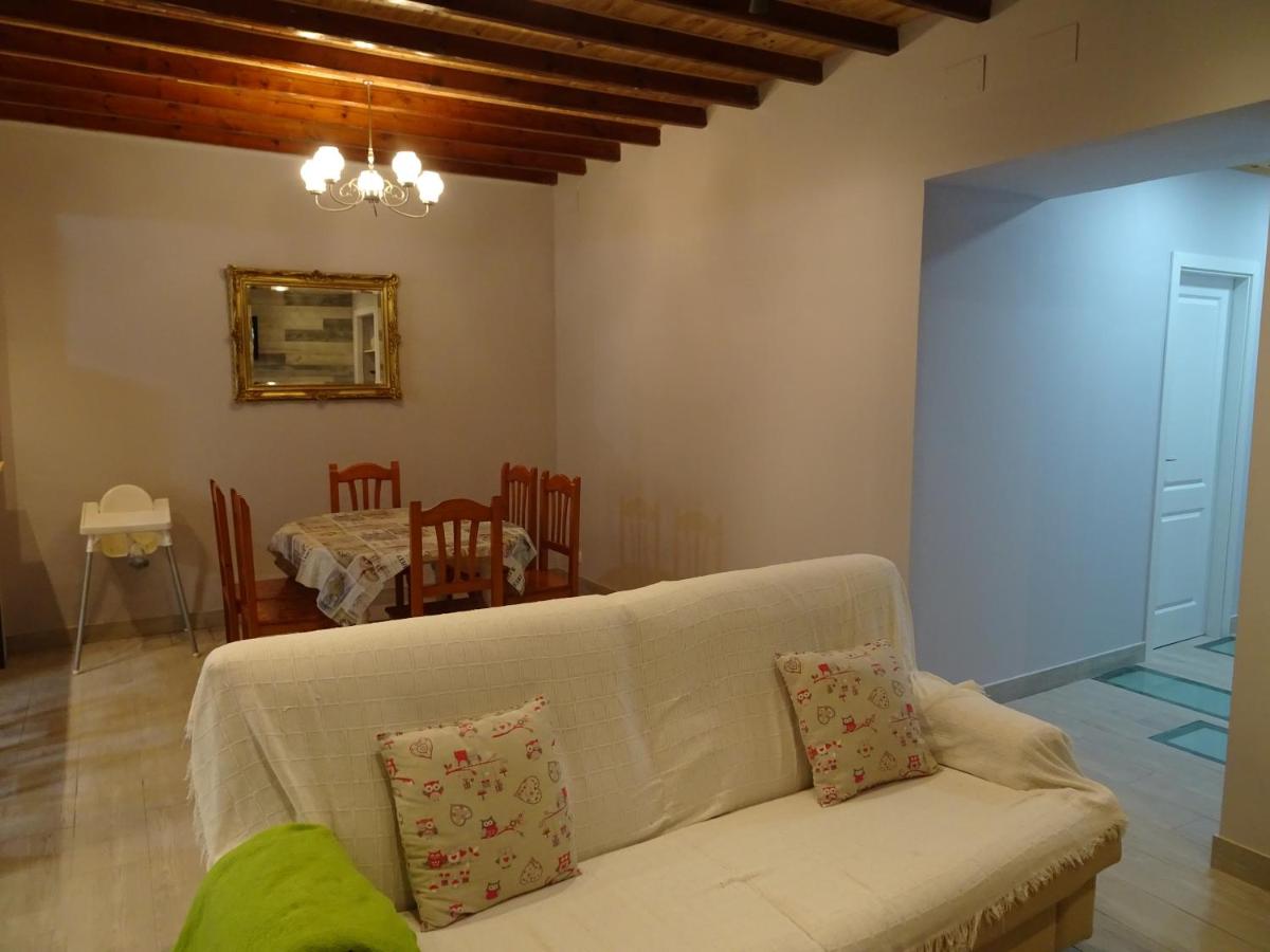 CASA RURAL con chimenea y jacuzzi - Housity