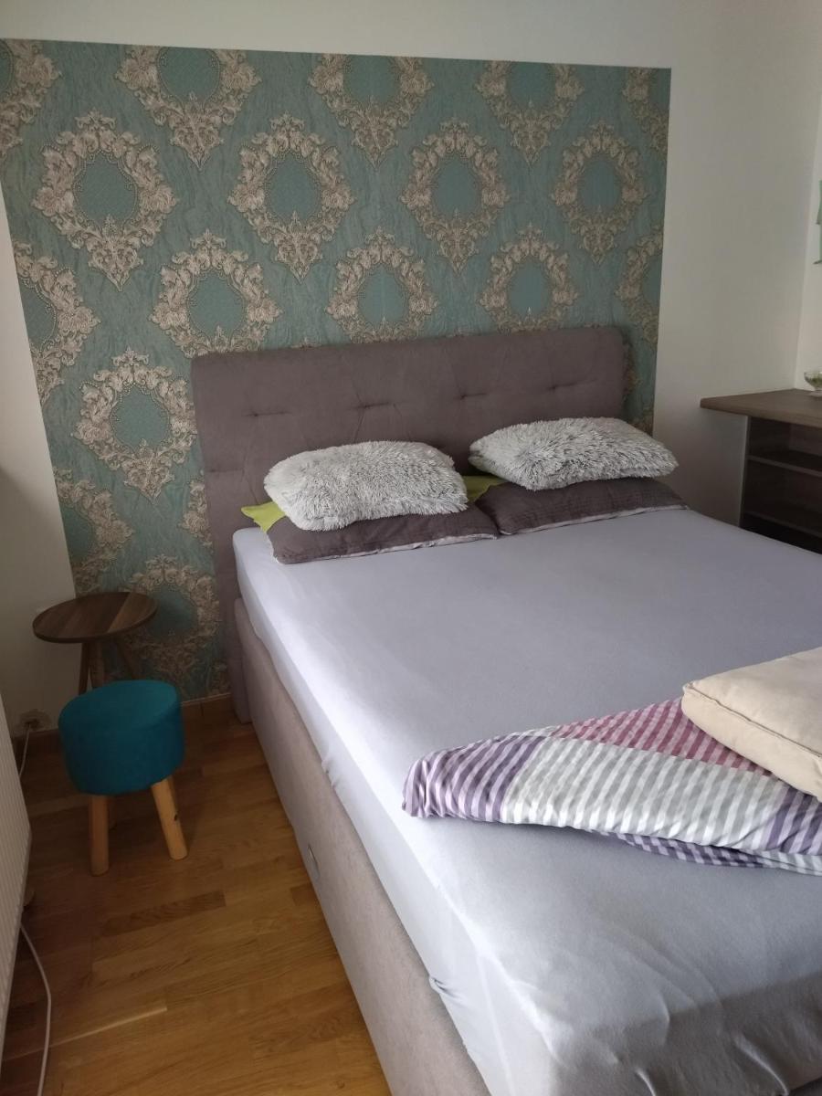 Apartman Lux 80 - Housity