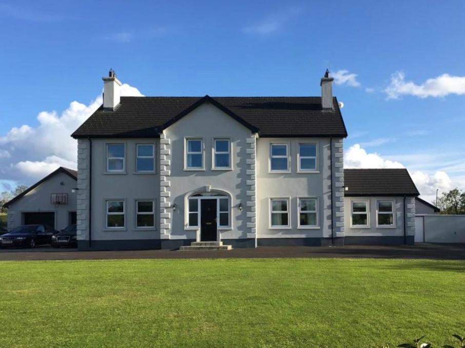 Ferney House - Housity