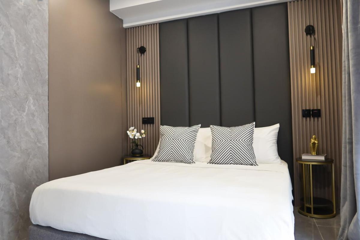Recharge Studio Apartments & Suites - Housity