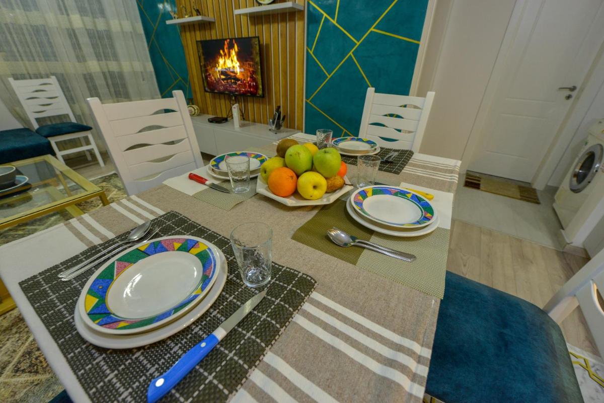 Suitetrails - Denis Comfort Apartment