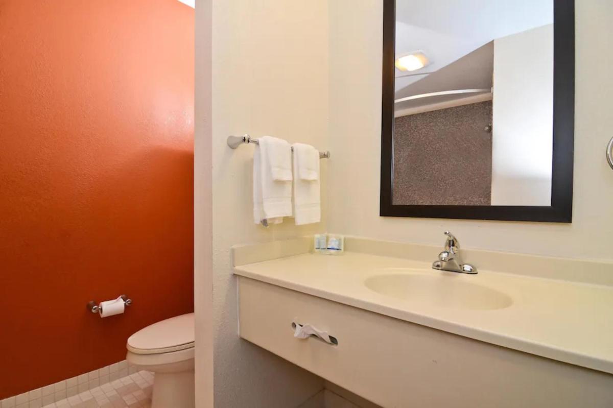 Sleep Inn O'Fallon near I-64 - Housity