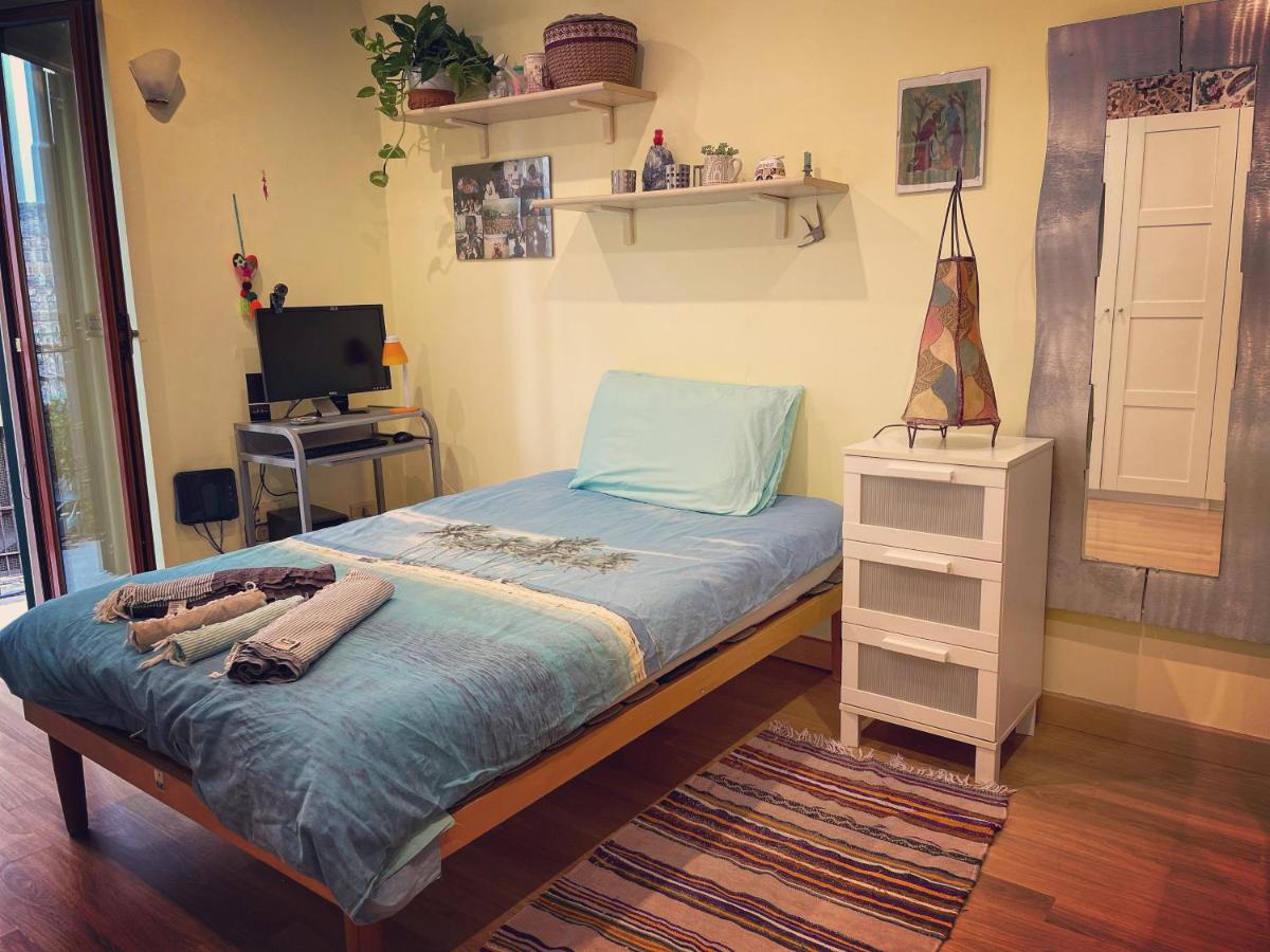 Jenniʻs Indipendent Tiny House - Housity