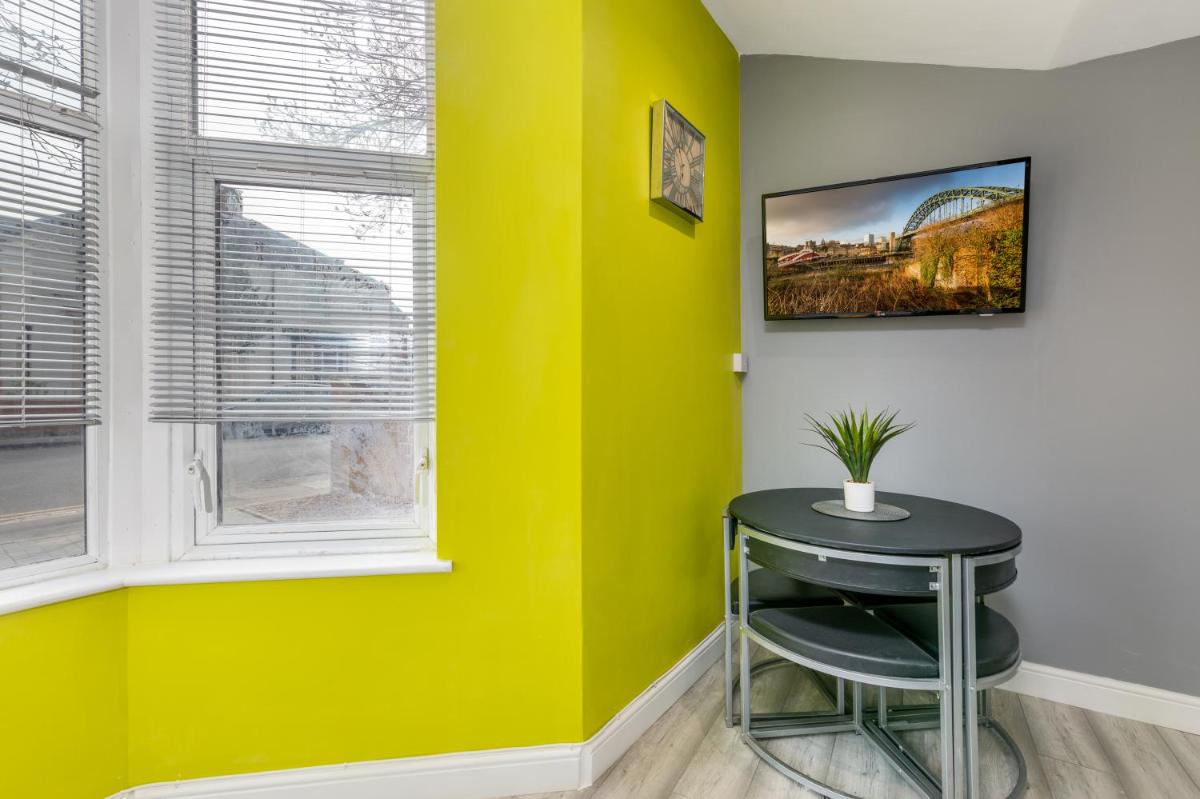 Luxe Living - Housity