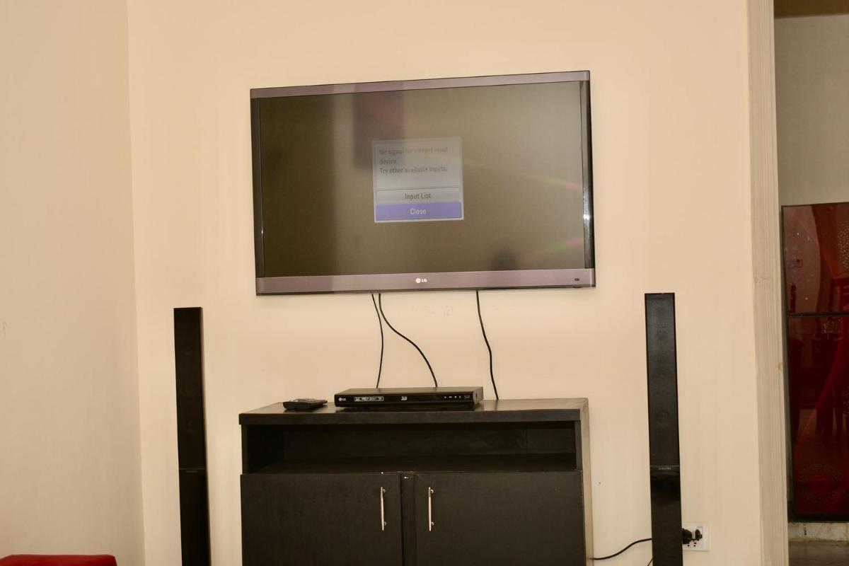 Suitetrails - Lovely 2-bedroom apartment in Bahria Town