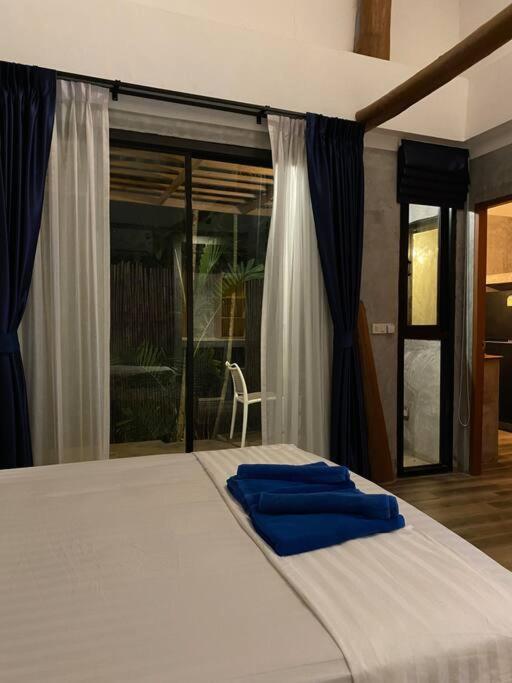 Suitetrails - Comfortable Studio Near The Beach - Macuco B