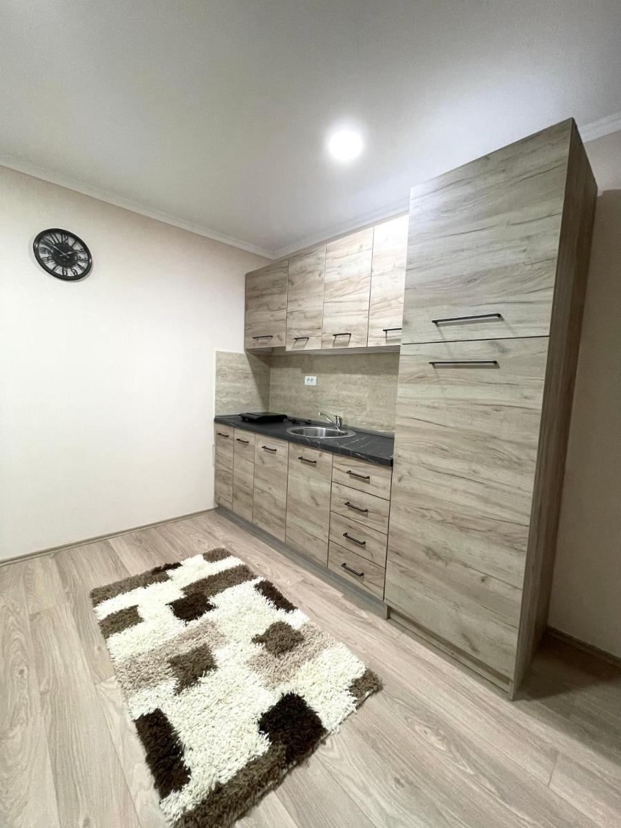 Vivko Apartments - Housity