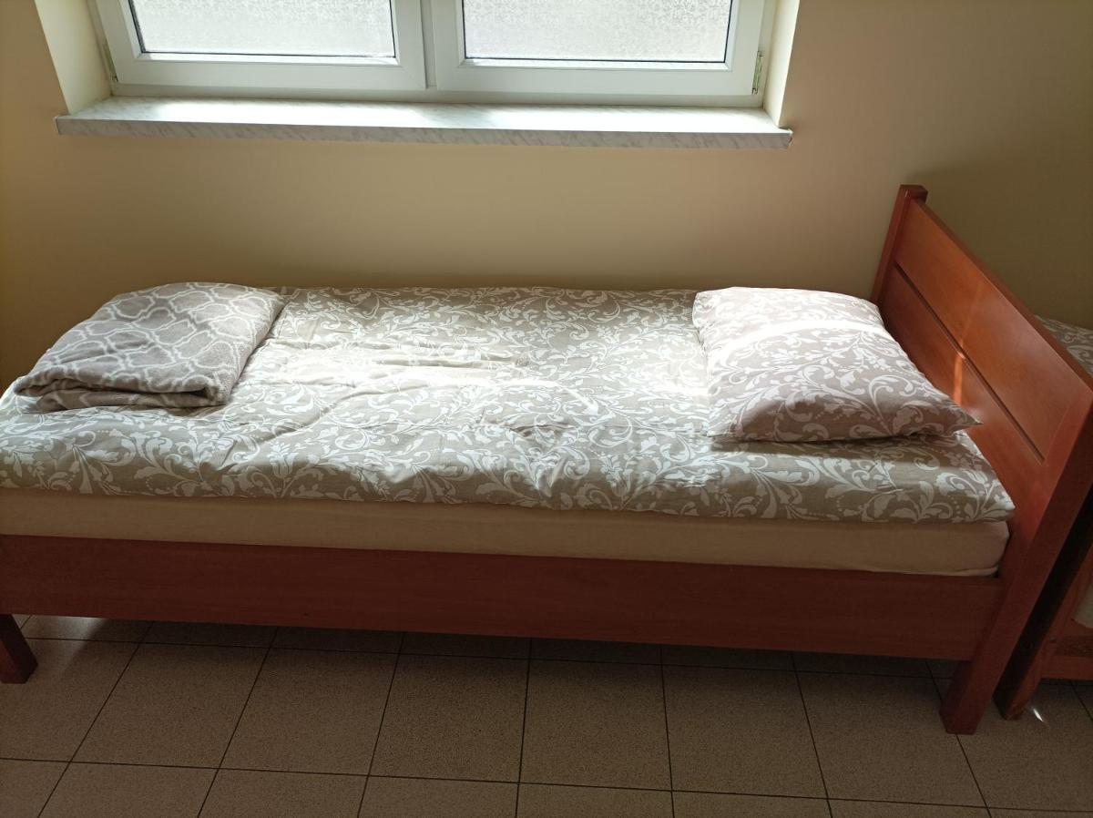 Domek pod Sosnami - Housity