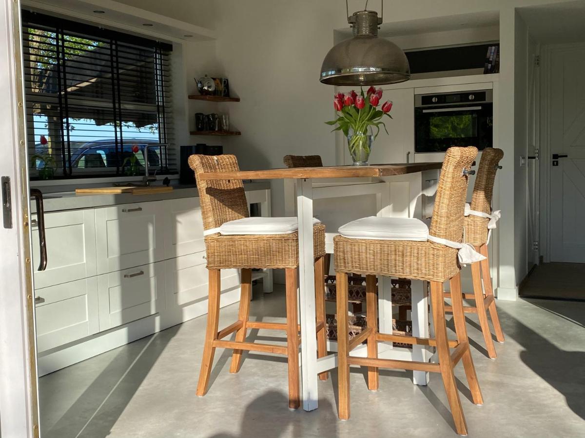 Holidayhome Geuzenhoeve op de Munnickaij - Housity