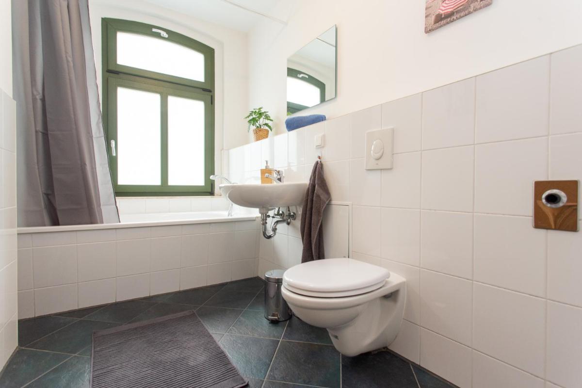 FullHouse - Halle - R6 Apartments - SmartTV - Nespresso - Housity
