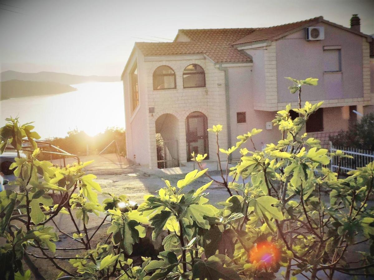 Dream View Apartments Dalmatia - Housity