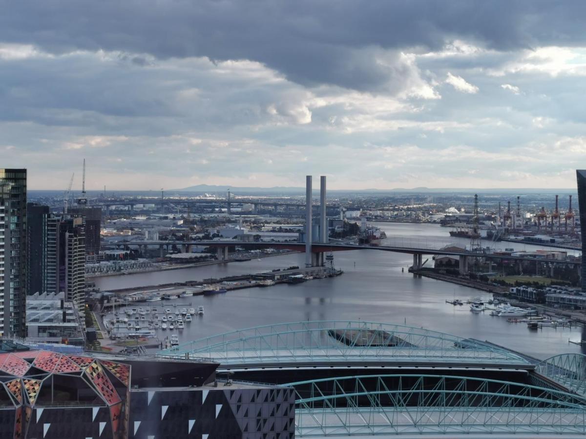 Hudson Sea View Apartments Southern Cross Station CBD - Housity
