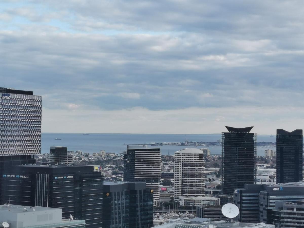 Hudson Sea View Apartments Southern Cross Station CBD - Housity