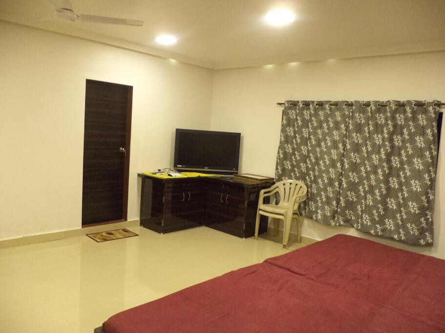 Lake View Villa 4Bhk Karjat - Housity