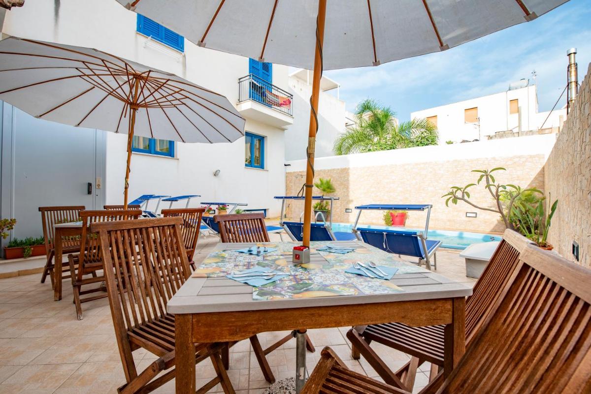 Hotel Altamarea - Housity