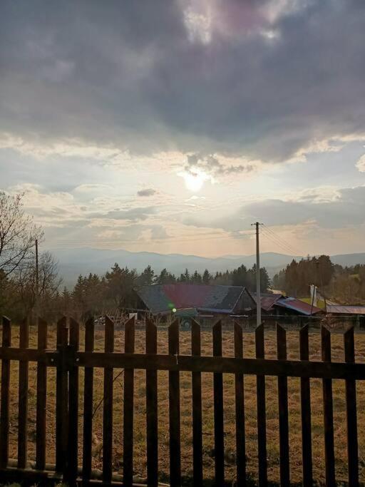 Ludwikówka pod Luboniem, stu-letni domek w górach - Housity
