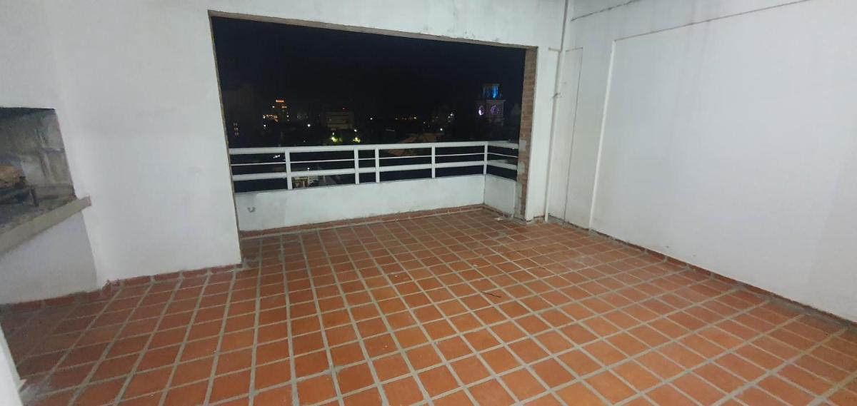 A7A - Apartamento de 2 dormitorios con Terraza y Asador - Housity