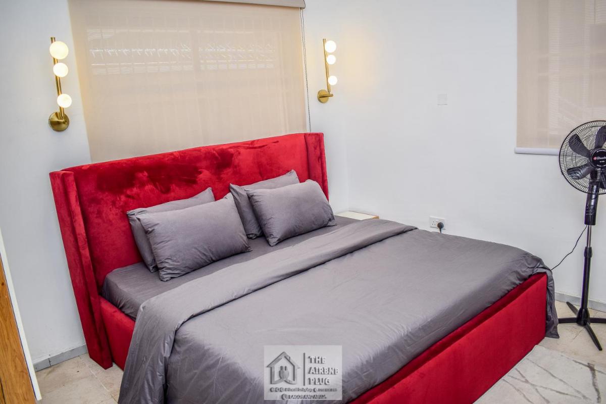 Stunning 1-Bed Apartment in Lekki Phase 1 - Housity