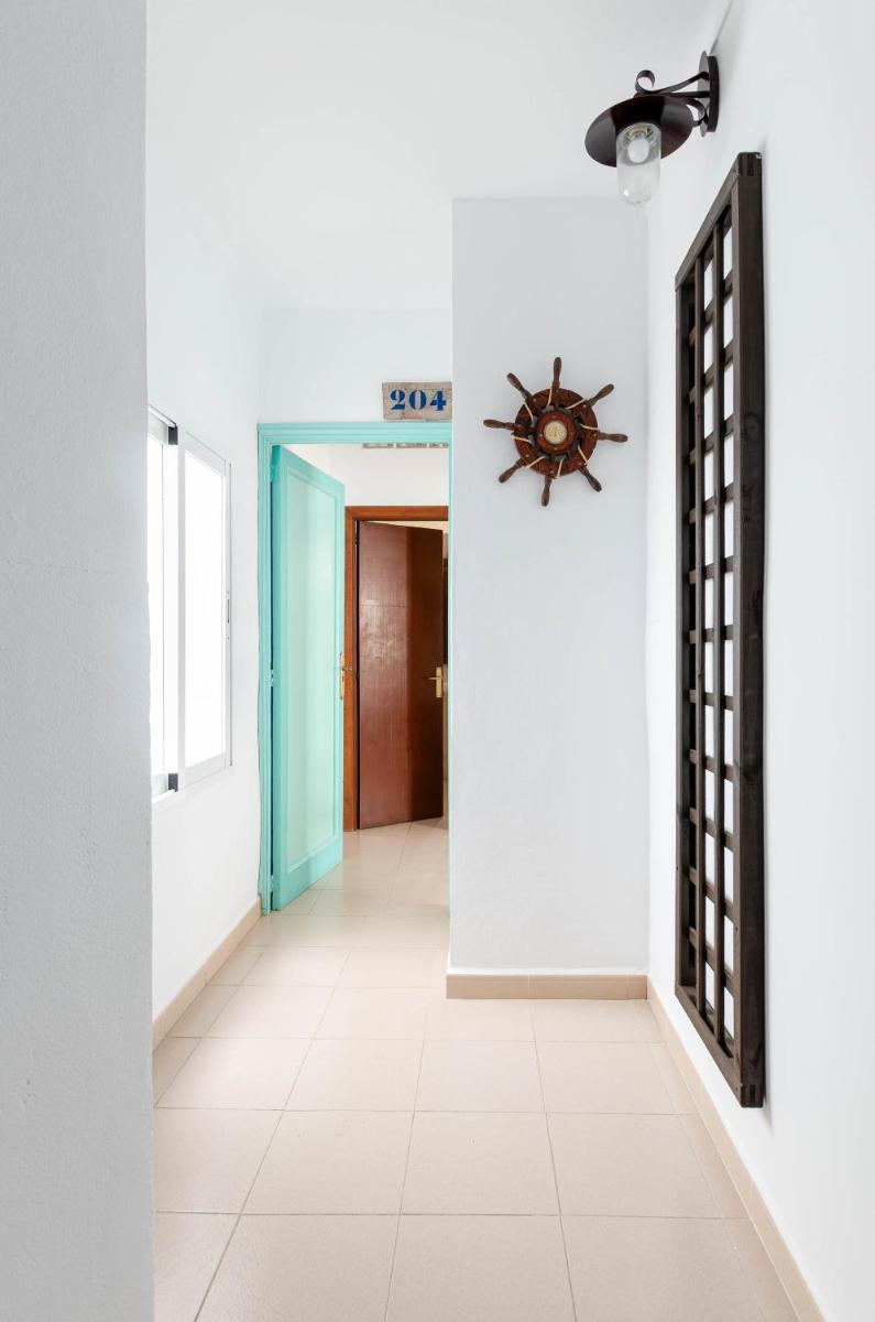 Hostal Marina - Housity