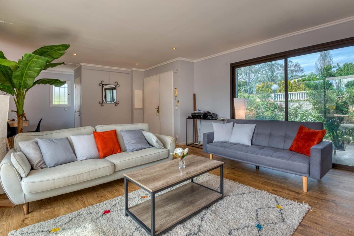 Suitetrails - Sublime 117 M2 With Garden Terrace And Pool