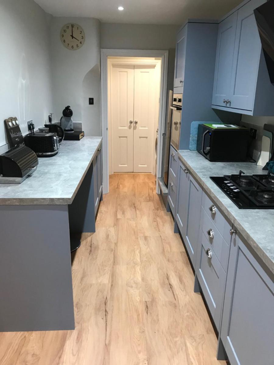 Luxury Refurbished 2 Bedroom Regency Apartment - Housity