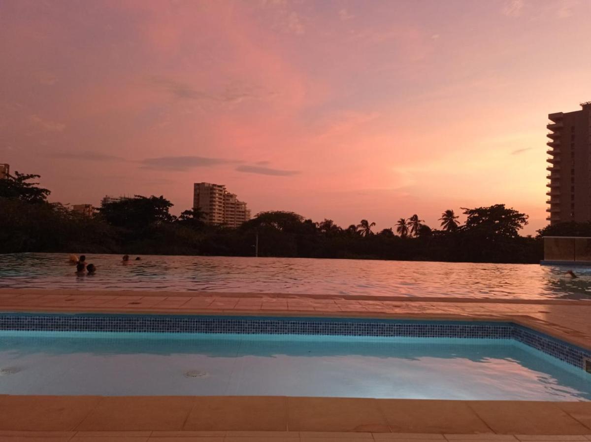 Hermoso apartamento a 300 m Playa Bello Horizonte Pozos colorados - Housity